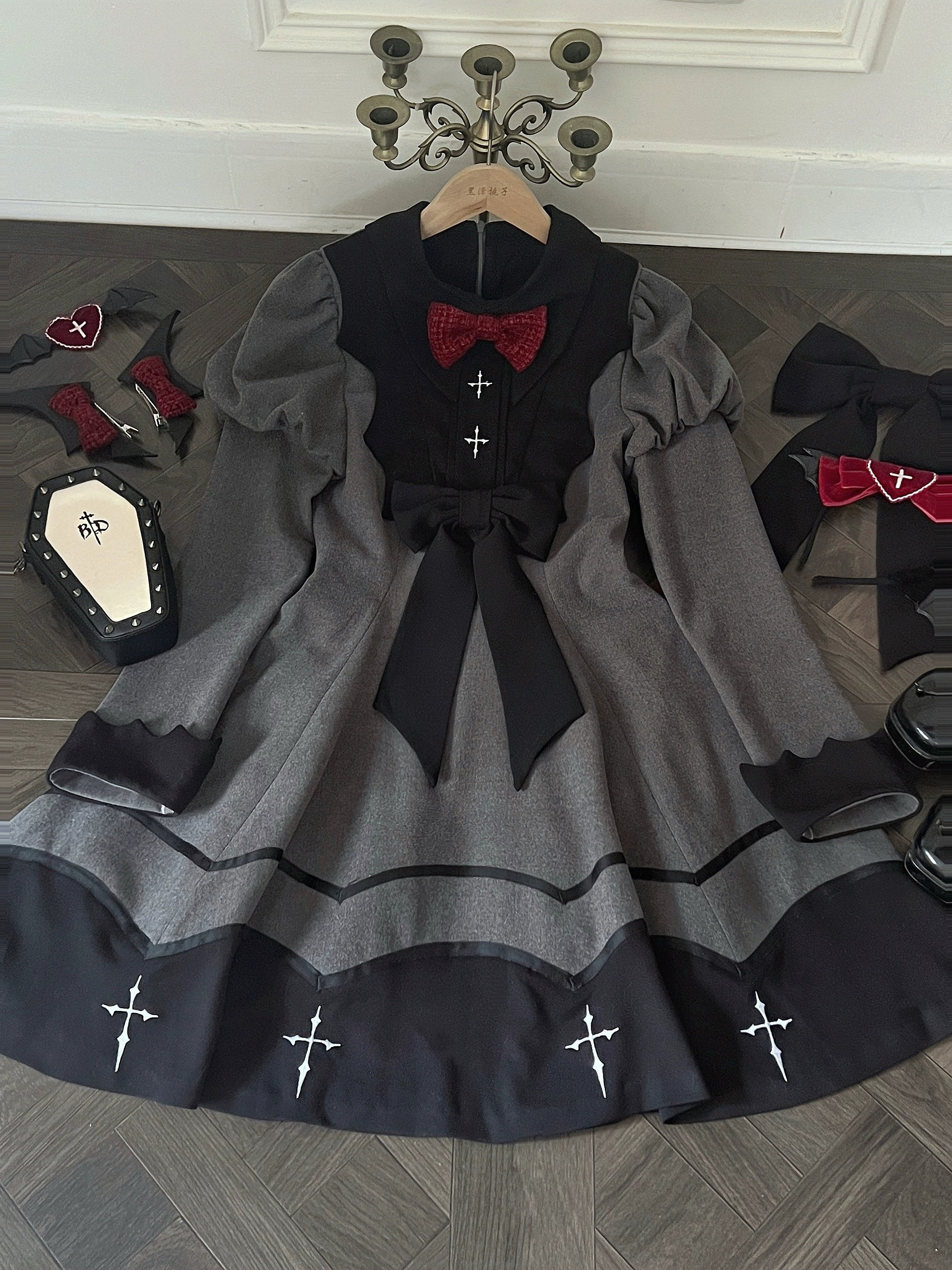 【受注予約6/29まで】Vampire Girl 蝙蝠ワンピース