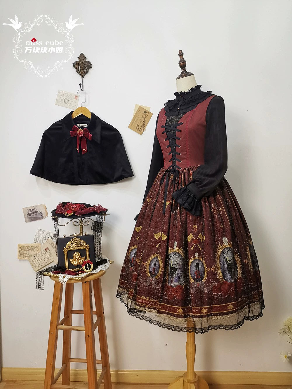 The Red Shoes Gothic Lolita Print Jumper Skirt