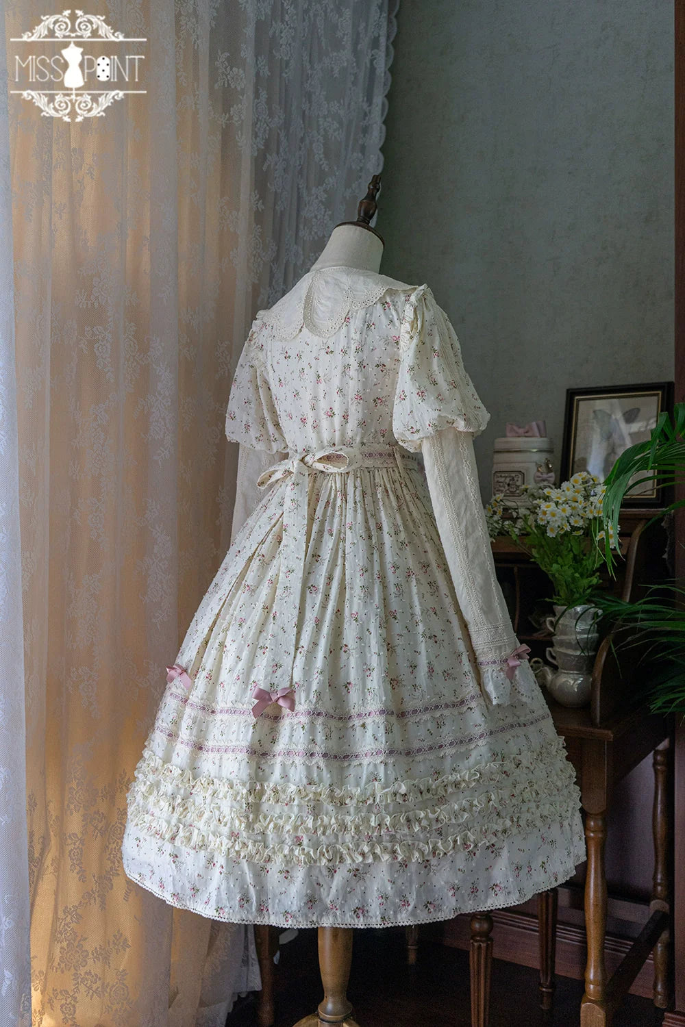 【予約販売】Pink Flower 小花模様のボタン付コットンワンピース