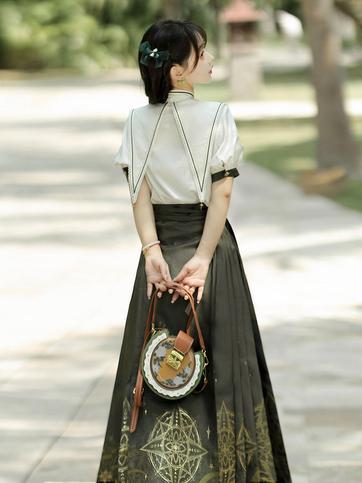 ウクライナ ロリ 魔法学校 サマークラシカル 華ロリ制服風セットアップ – ロリータファッション通販RonRon