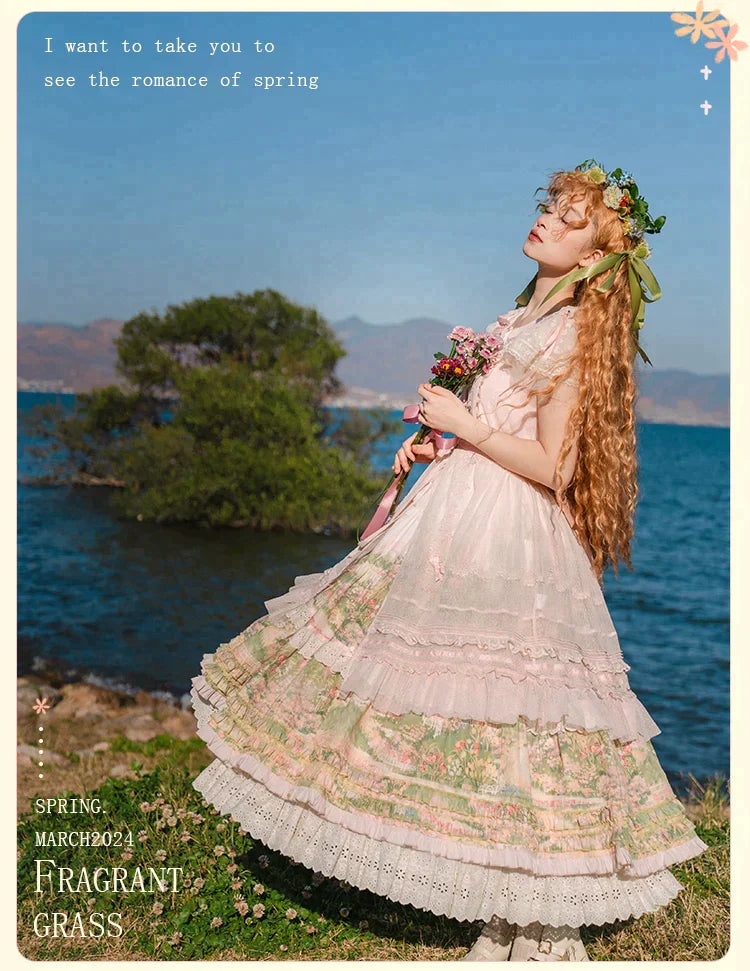 [Resale/Pre-orders available until 2/12] Fragrant Grass Flare Sleeve Tiered Dress