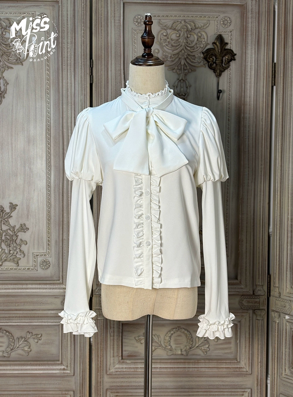 [Pre-orders available until 12/4] Classic Chocolat Stripe Ribbon Tie Blouse