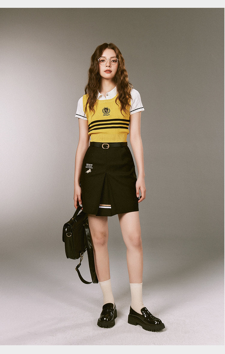 [Pre-order] Hogwarts School of Witchcraft and Wizardry Vest with short length line