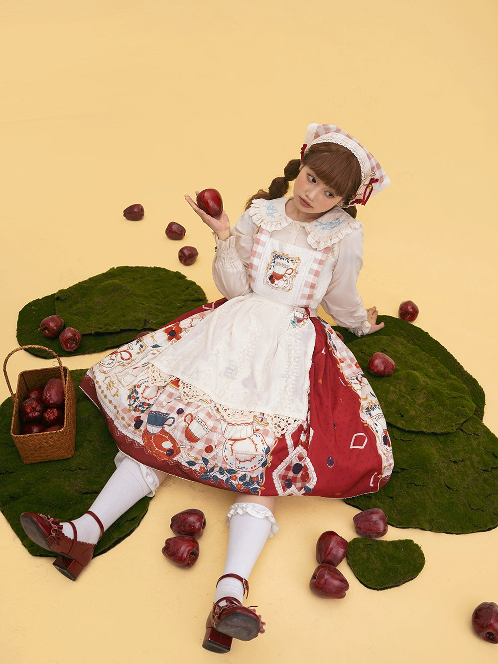 [Sales period ended] Picnic Tea Party 2way overall skirt