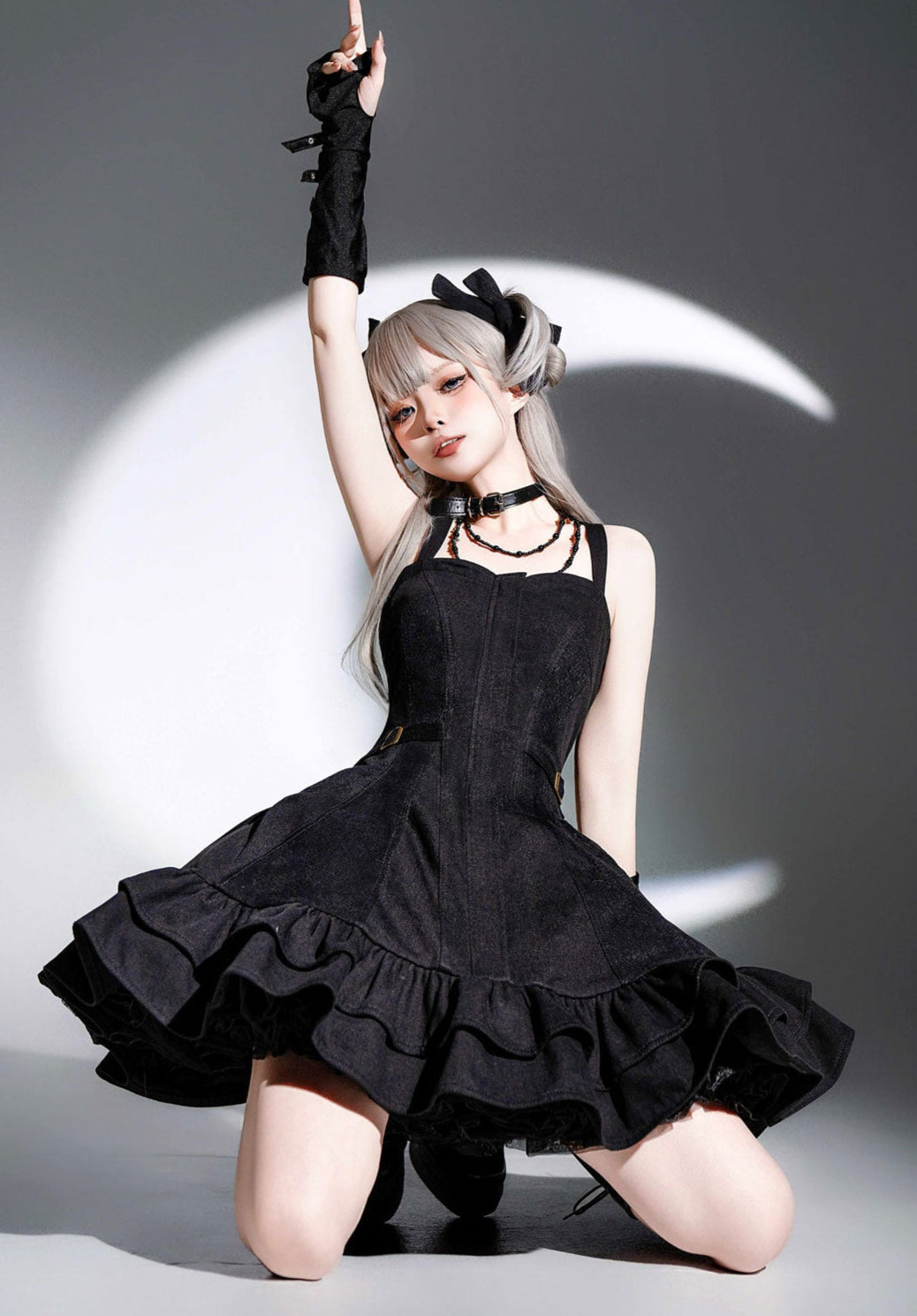 [Pre-orders available until 3/10] Rose Heart Black Frill Jumper Skirt