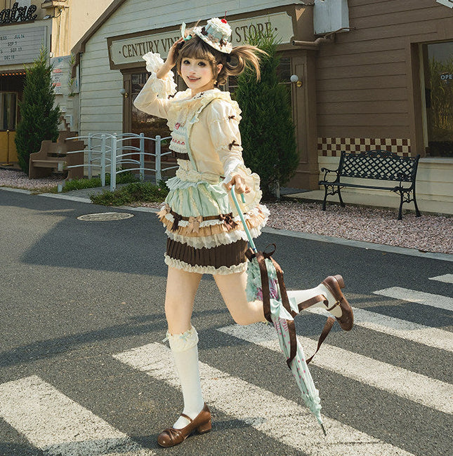 【受注予約1/26まで】Sweet Cup Cake サスペンダースカート