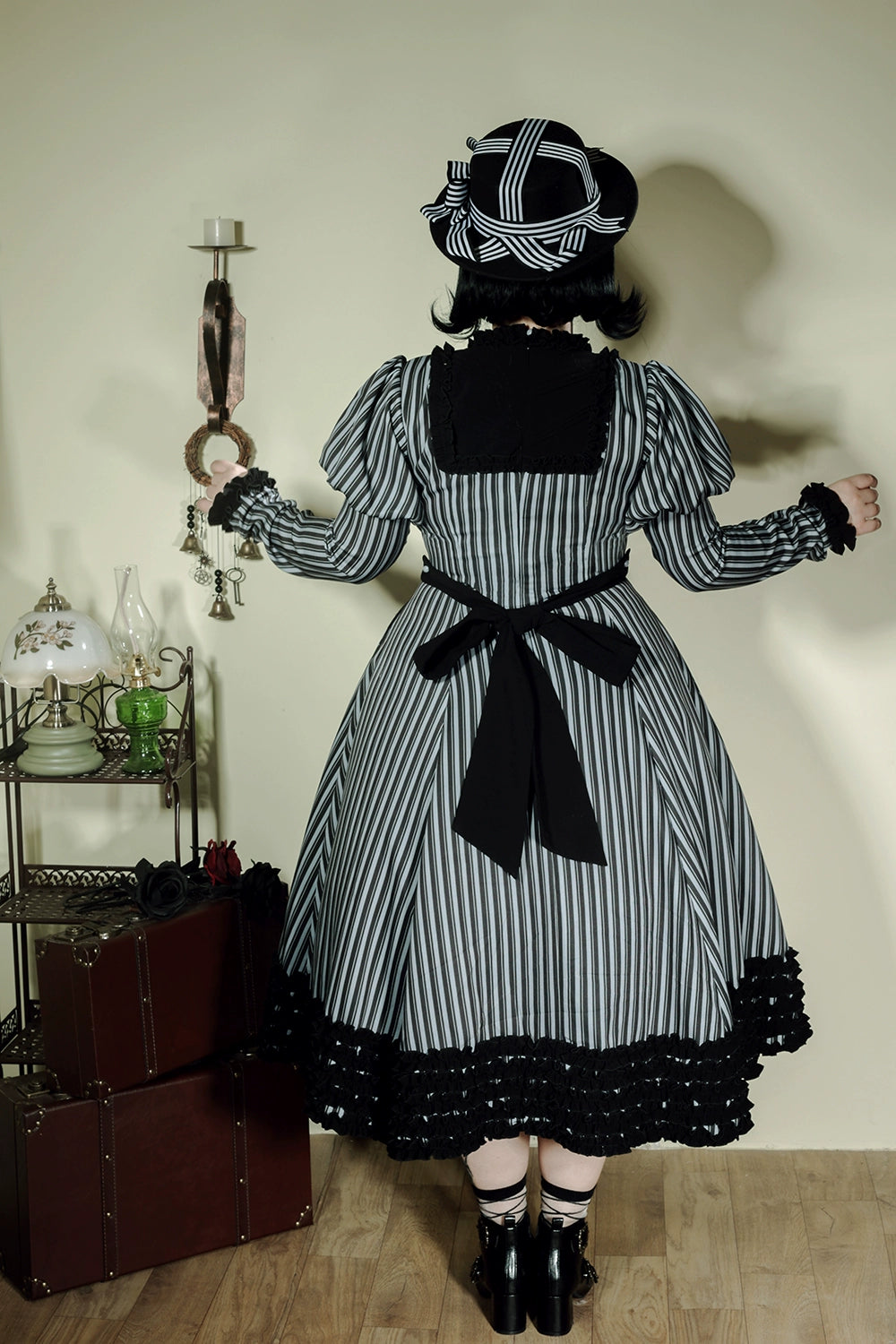 【予約販売】Classic Chocolat Stripe ストライプワンピース・ロング丈