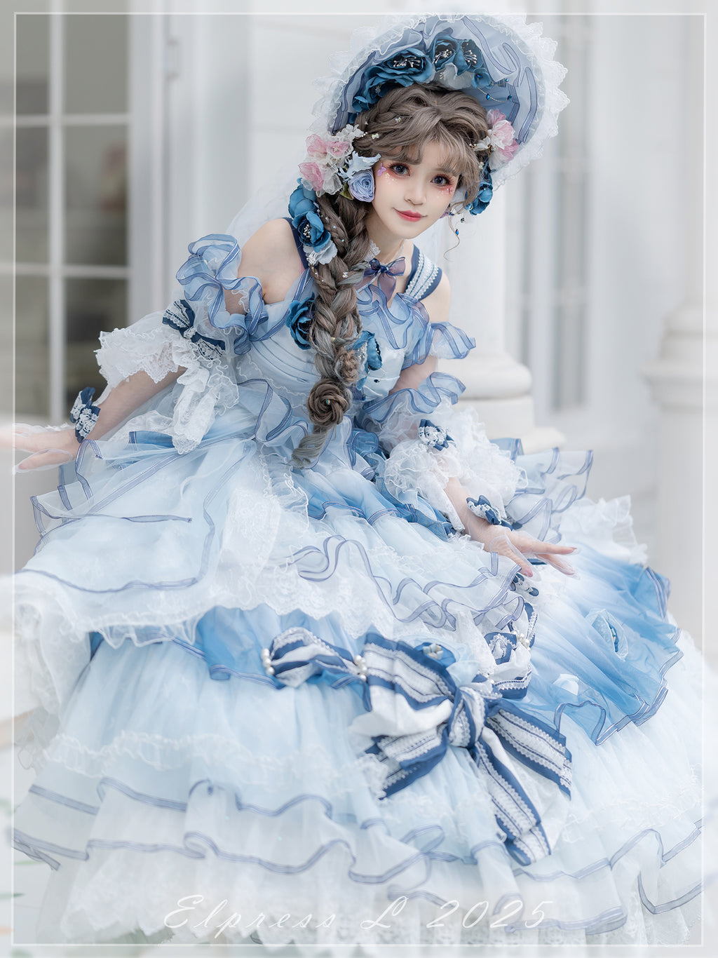 [Pre-orders available until 2/26] Full of Fragrance Dress with Train and Inner Skirt - Blue