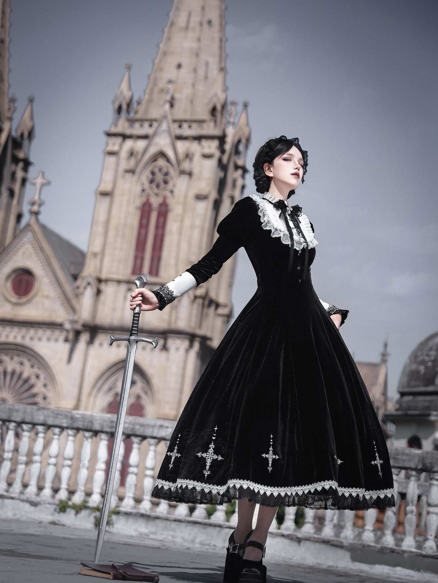 【受注予約12/30まで】十字裁礼 ベルベットワンピース