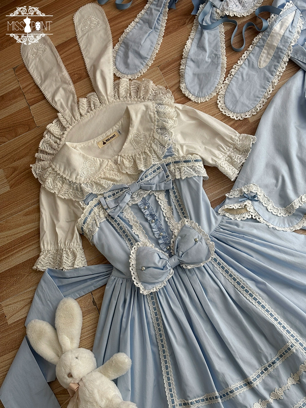 【予約販売】Antique Petal Rabbit うさ耳付き半袖ブラウス
