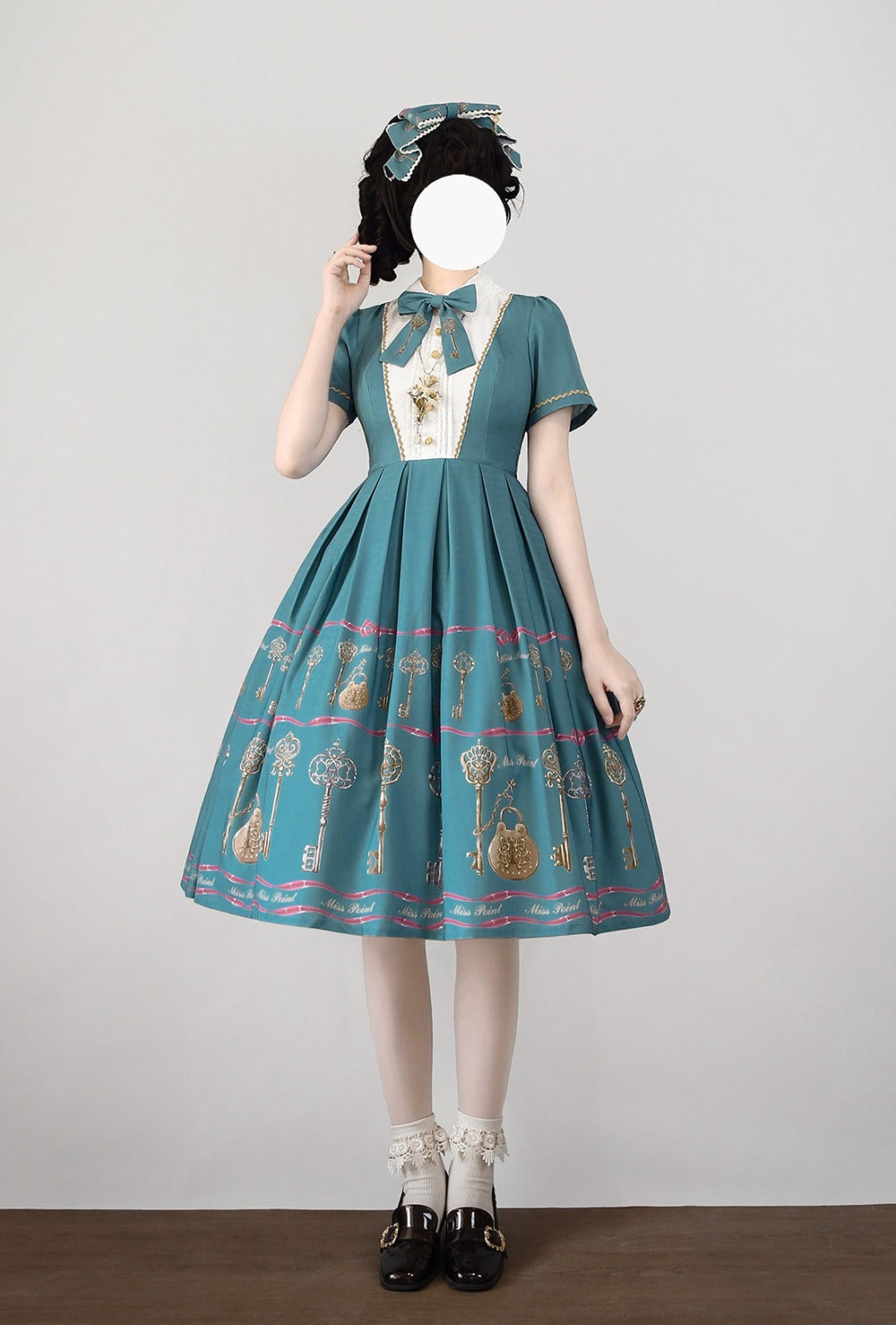 Secret Key Antique Short Sleeve Dress