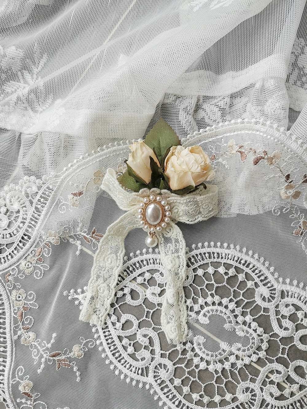 [Only available with simultaneous purchase] Rose Song hats, corsages and other accessories