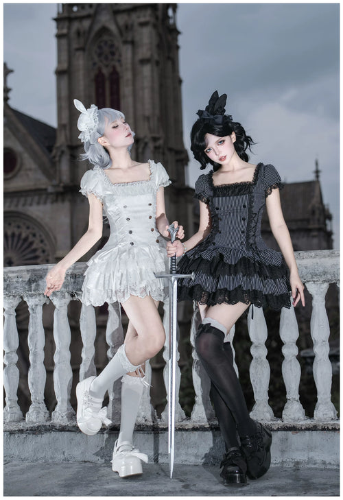 Gothic Doll フリルミニ丈ワンピース