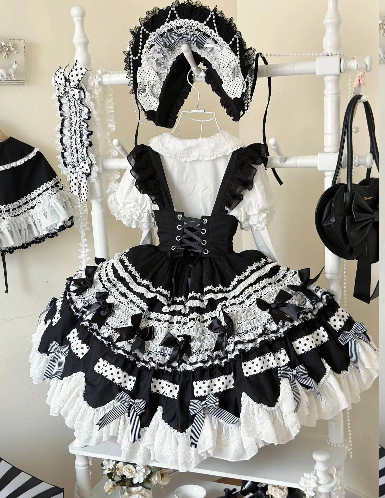 【受注予約7/28まで】Concerto Out of Order ジャンパースカート