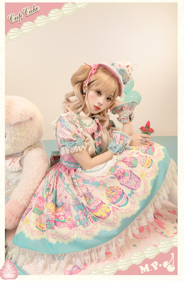 【受注予約1/26まで】Sweet Cup Cake プリントワンピース
