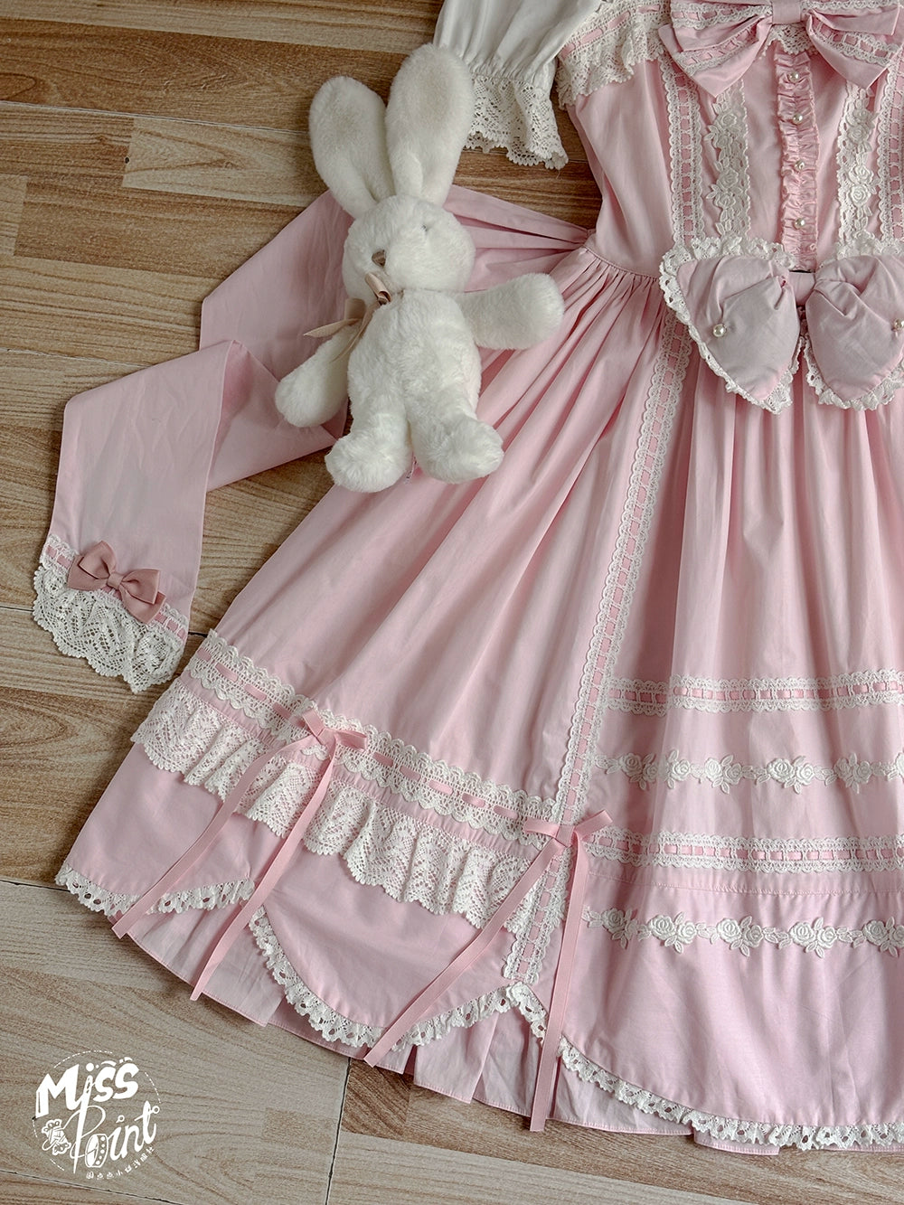 【予約販売】Antique Petal Rabbit リボンジャンパースカート