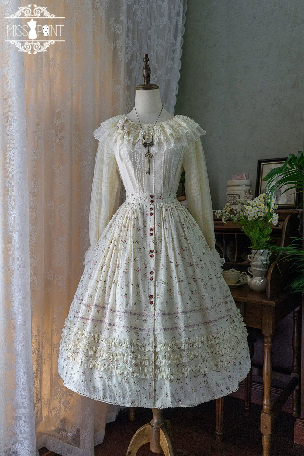【予約販売】Pink Flower 小花模様のボタン付コットンスカート