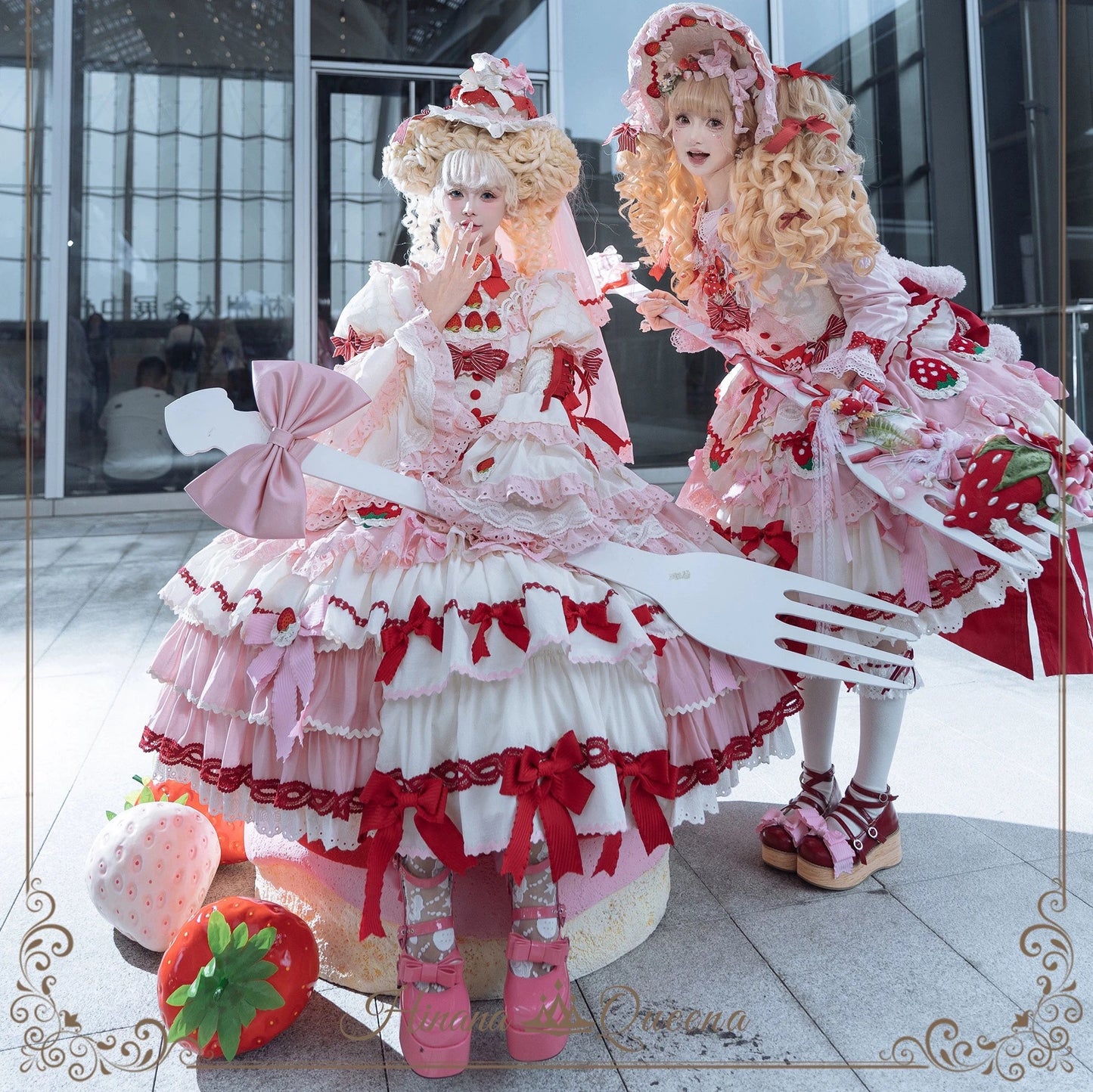 【受注予約12/9まで】Strawberry Party リボンとフリルのデコレーションドレス・姫袖タイプ