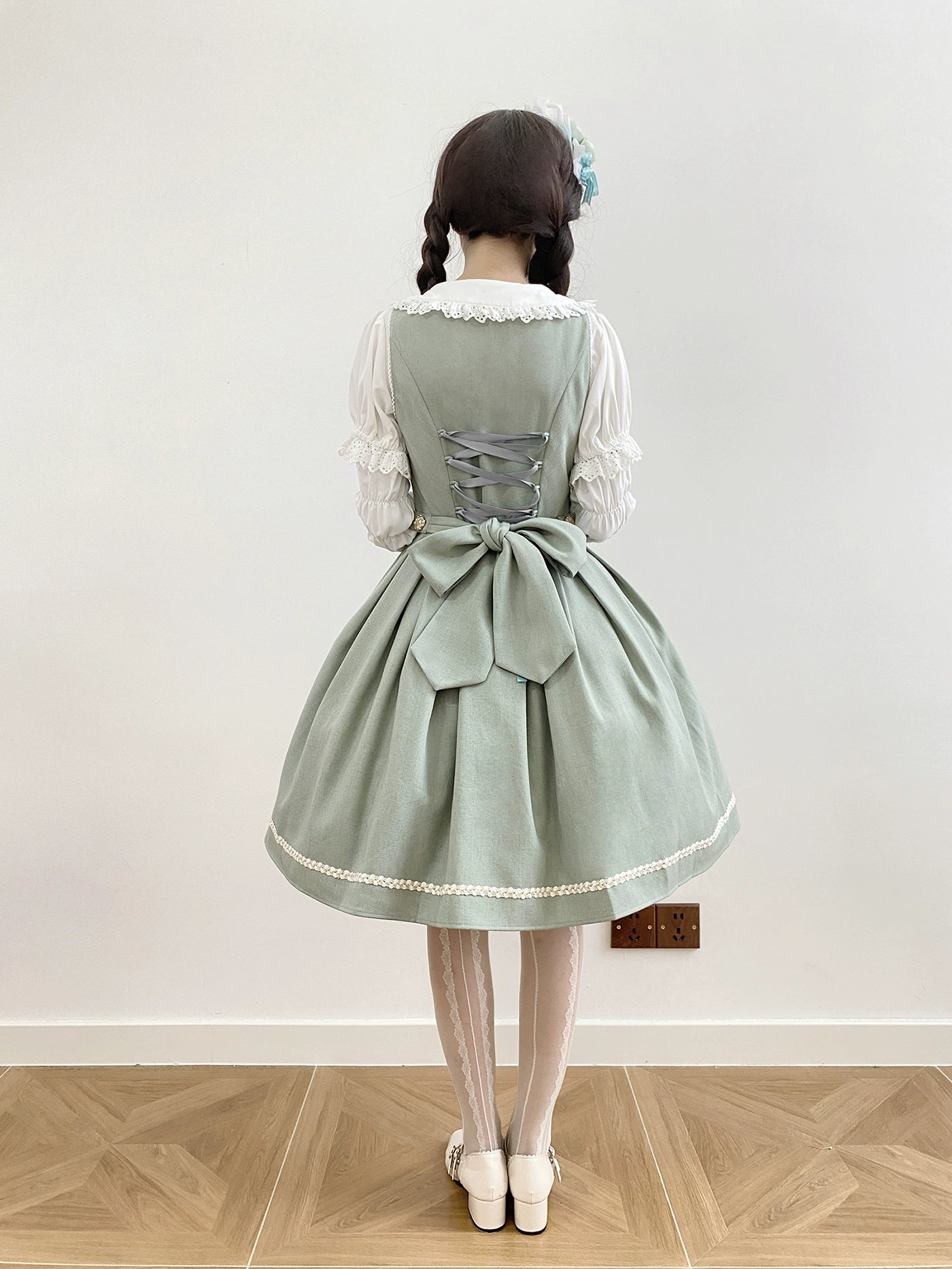 [Pre-orders available until 9/29] Bright Moon Corset Jumper Skirt, Plain Type [Light Green]