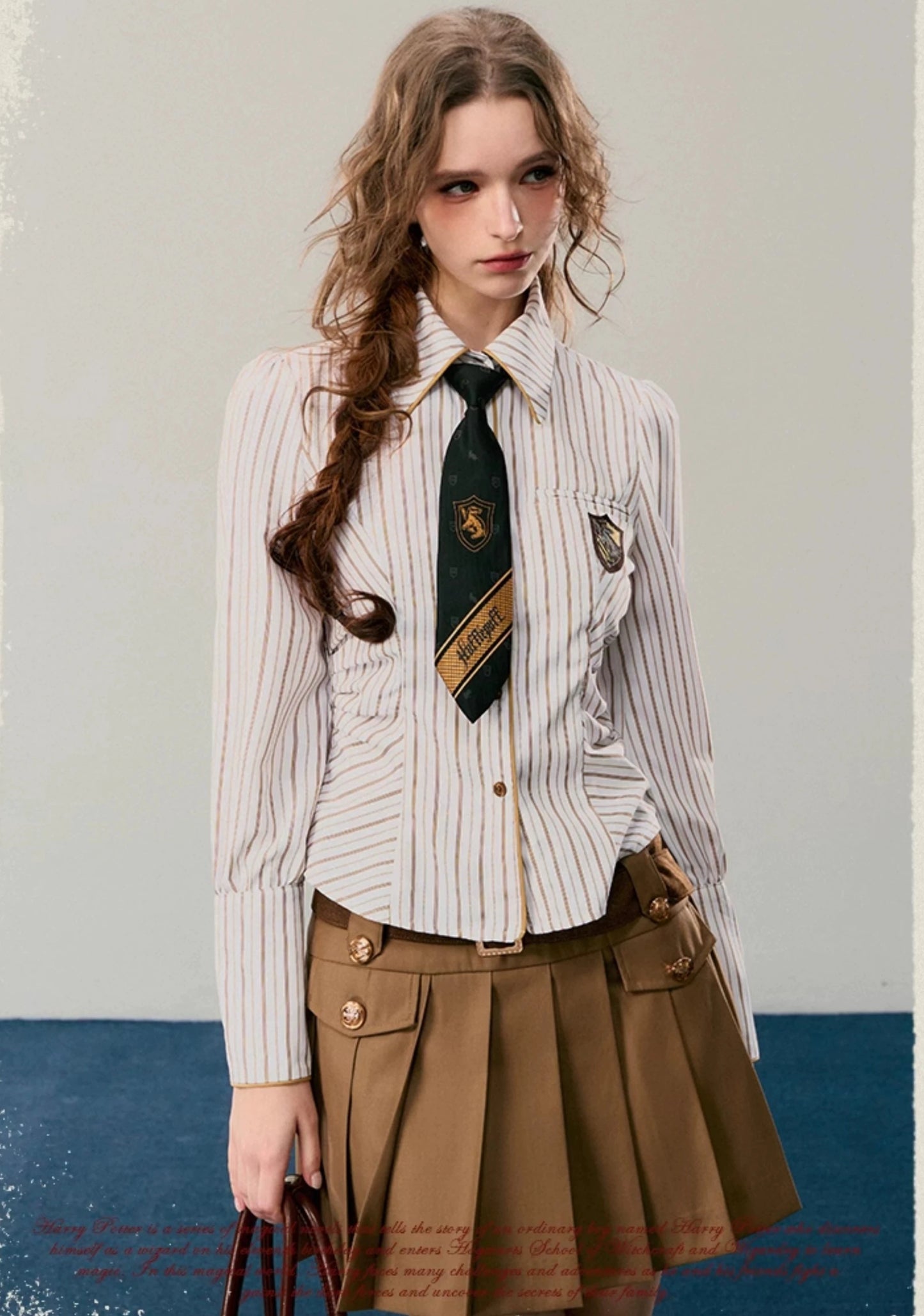 [Pre-order] Hogwarts School of Witchcraft and Wizardry Slim Stripe Shirt