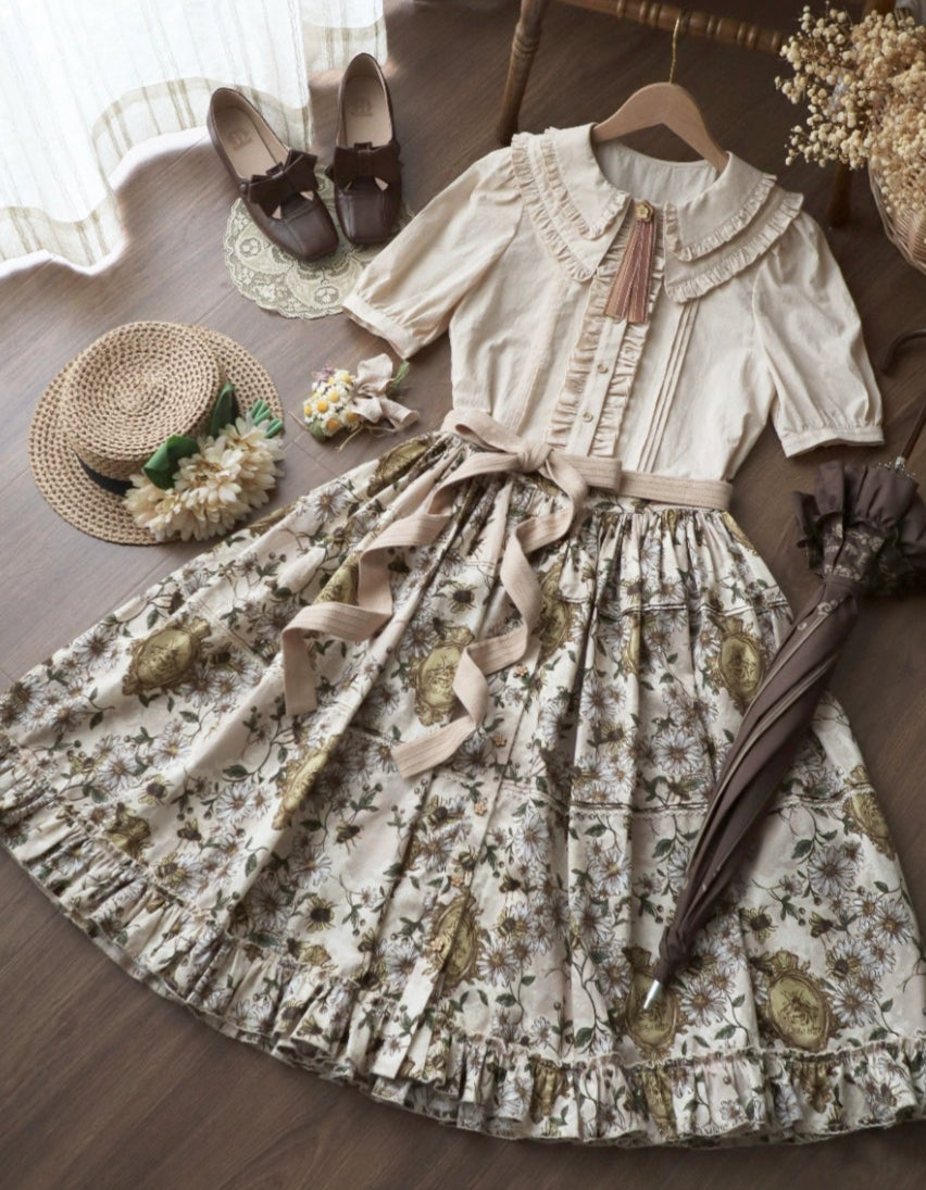 【受注予約10/8まで】Wild Daisies in the Garden スカート