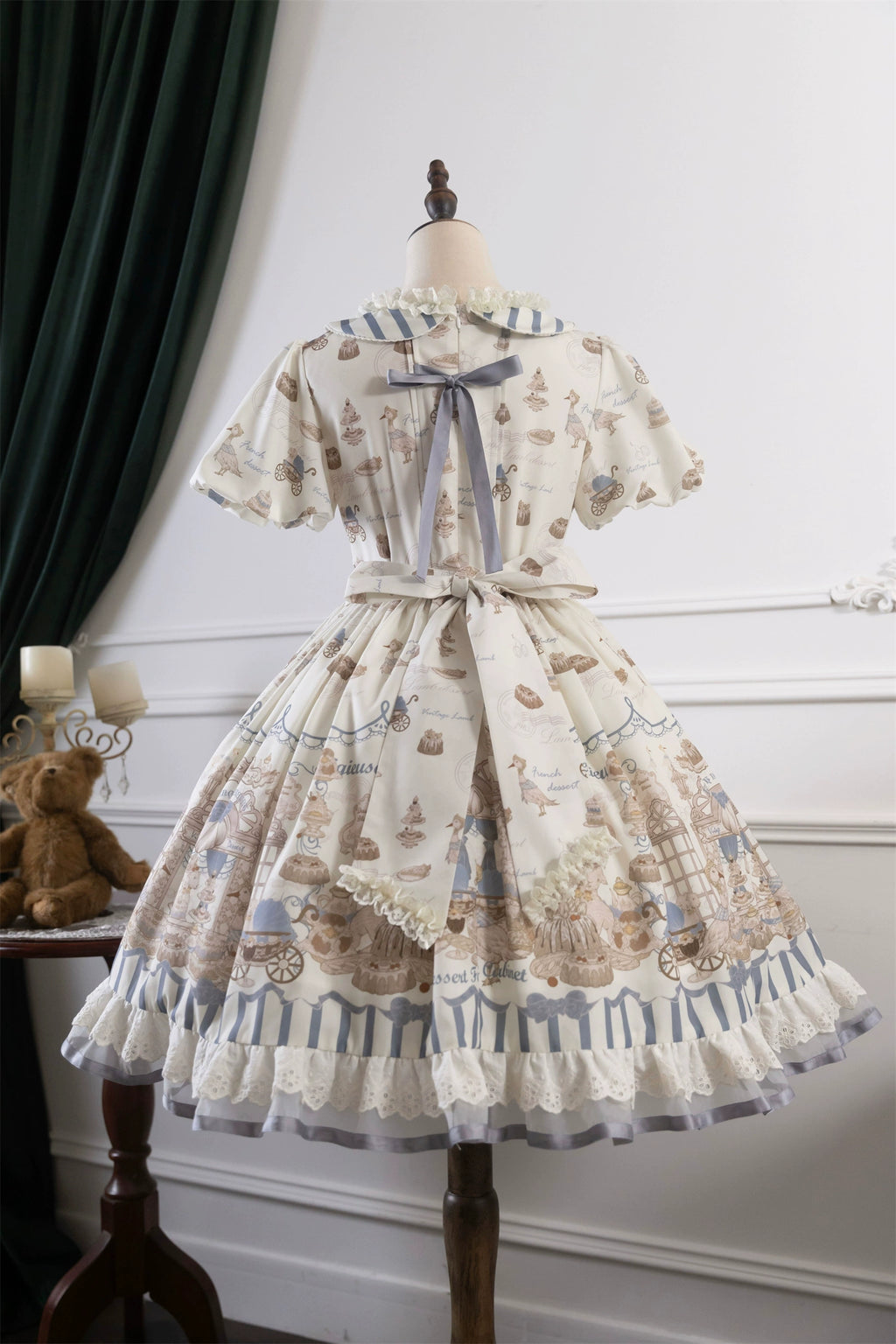 Antique Dessert Room 半袖ワンピース