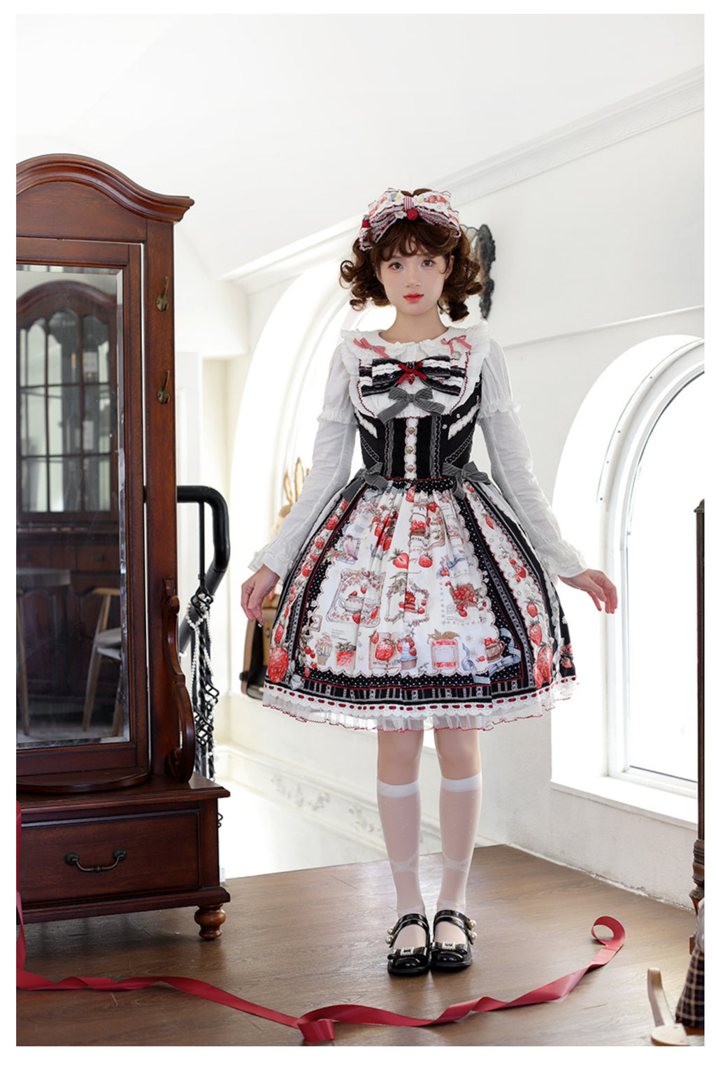 Strawberry Manor プリントジャンパースカート