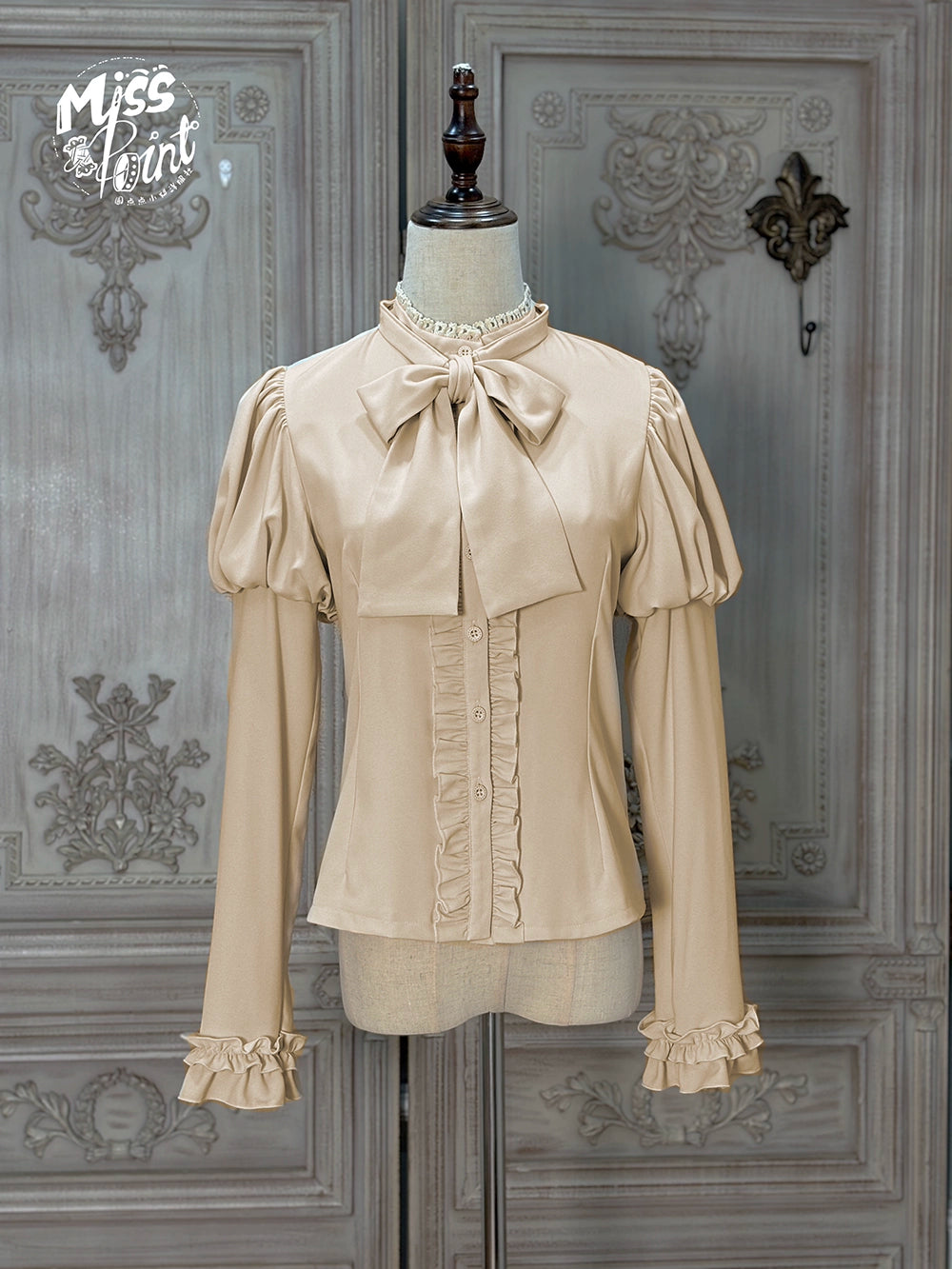 [Pre-orders available until 12/4] Classic Chocolat Stripe Ribbon Tie Blouse