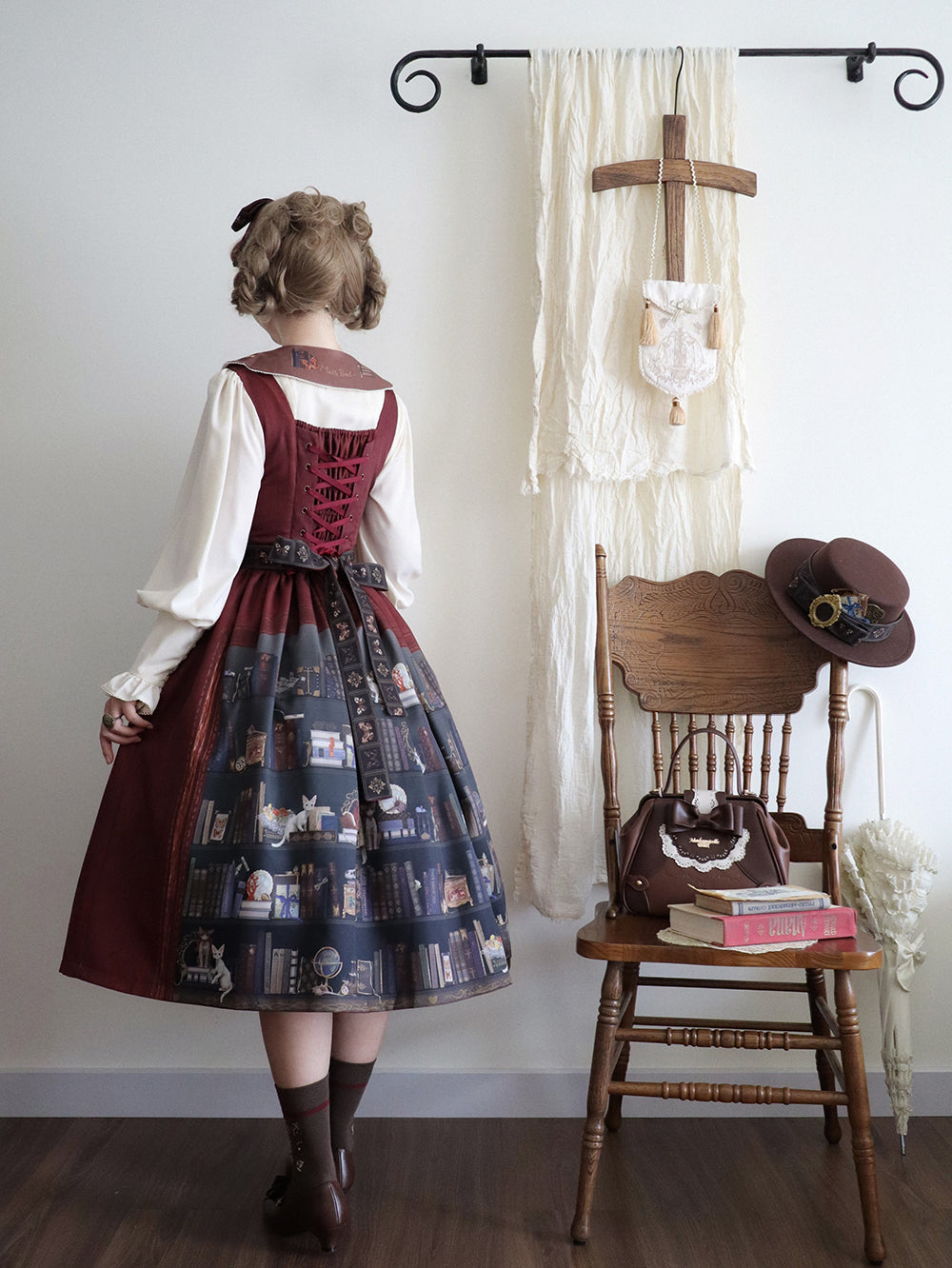 【予約販売】German Bookcase ジャンパースカート