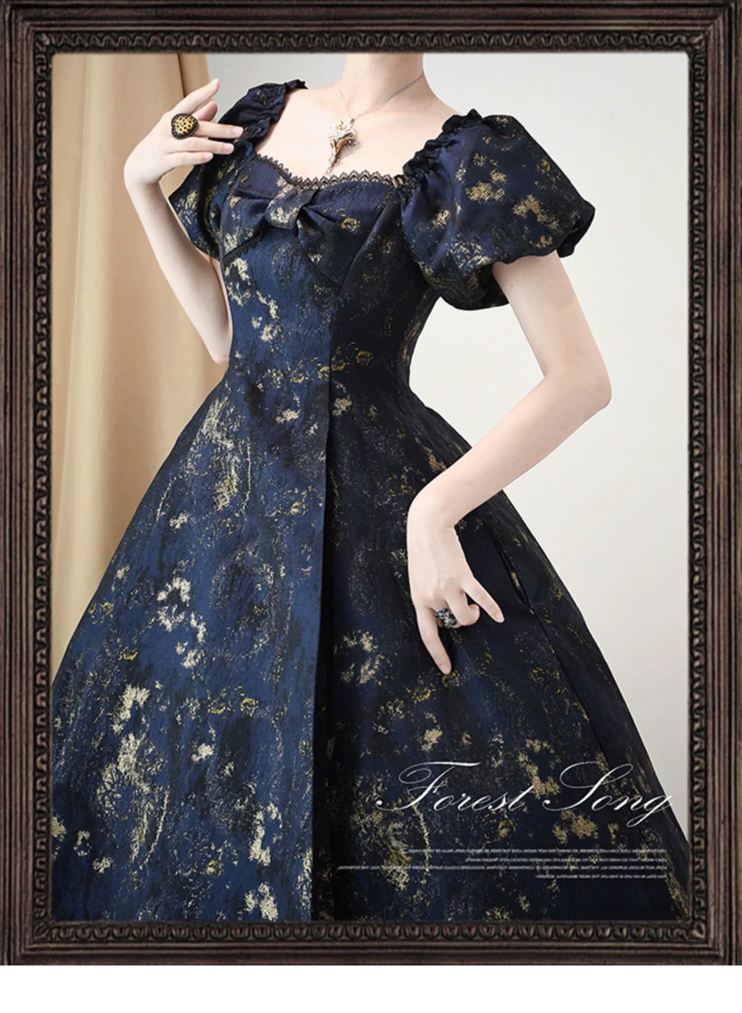 [Pre-orders available until 9/5] Brilliant Years Elegant foil-stamped long dress