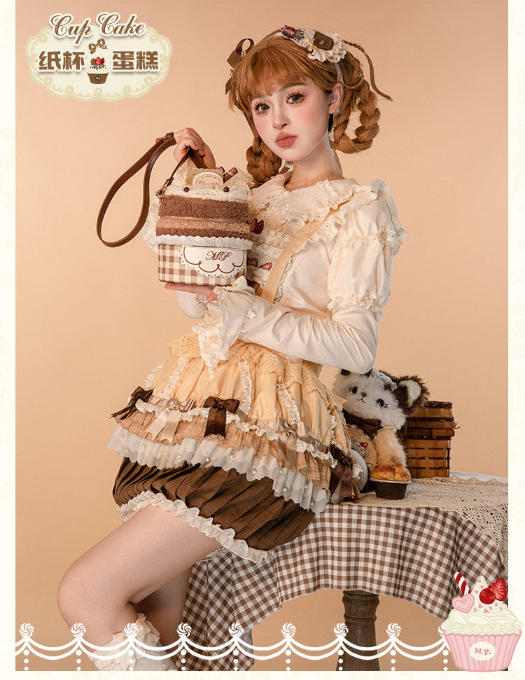 【受注予約1/26まで】Sweet Cup Cake サスペンダースカート