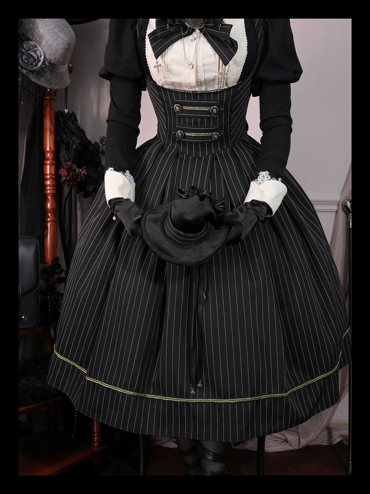 [Pre-orders available until 9/29] Bright Moon Corset Jumper Skirt Stripe [Black]