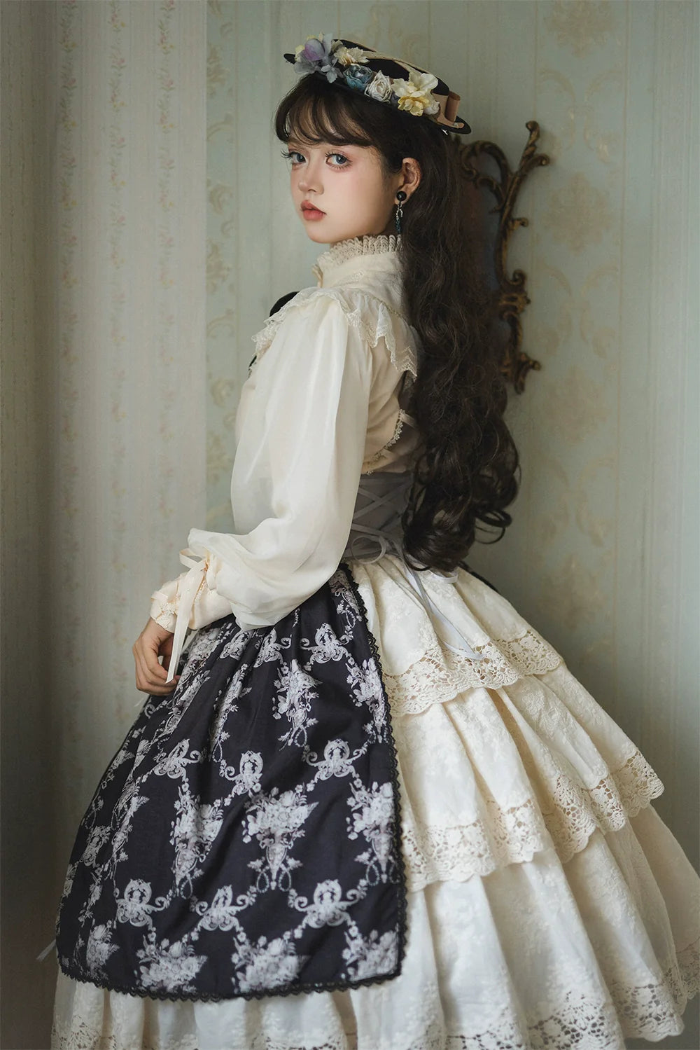 【予約販売】Antique Flower Wall ハイウエストスカート