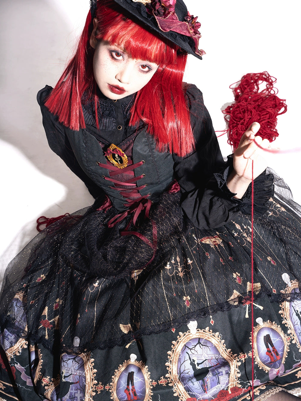 The Red Shoes Gothic Lolita Print Jumper Skirt