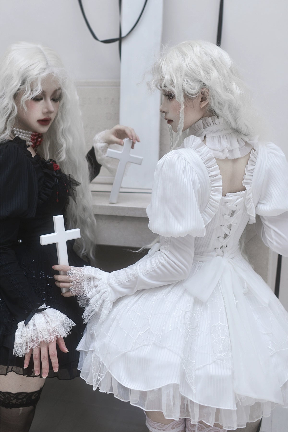 Twin Witches ゴシックチュールワンピースとインナースカート