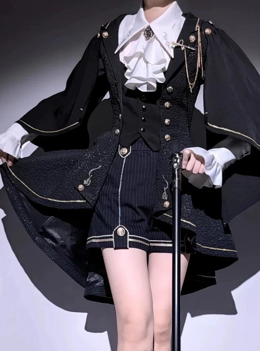 [Resale/Pre-orders until 10/16] Fallen Moon Law Vest with Cape