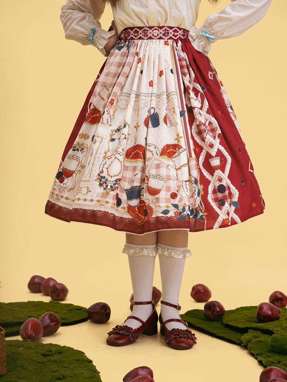 [Sales period ended] Picnic Tea Party 2way overall skirt