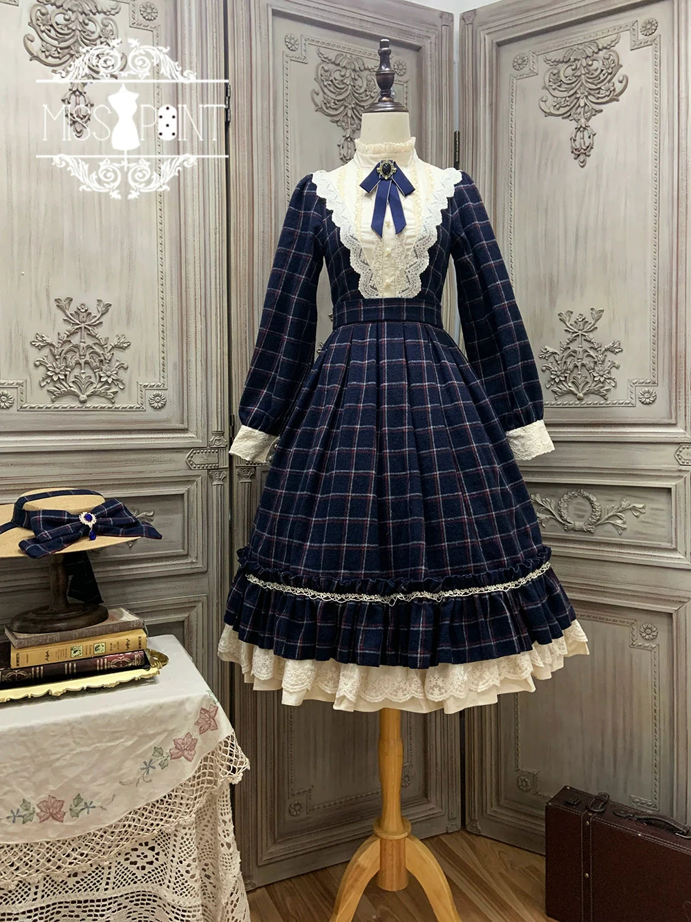 [Pre-order] British Classical Lolita Warm Check Dress