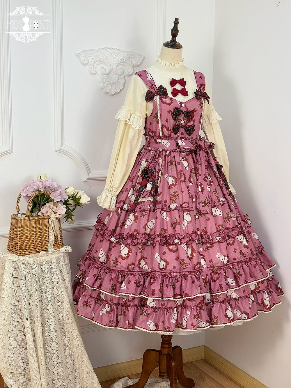 【予約販売】Sweet Berry Rabbit ジャンパースカート