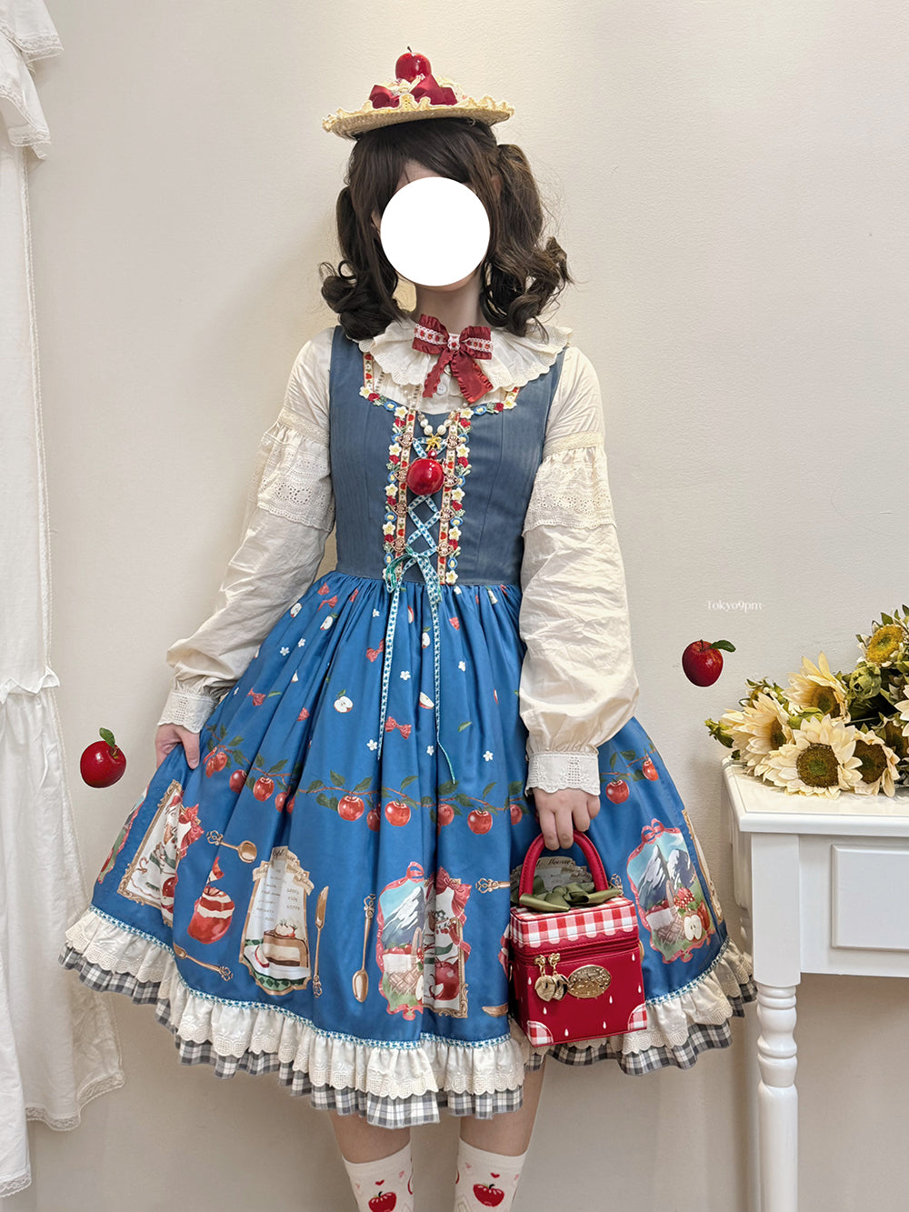 【予約販売】Apple Garden バイエルン風ジャンパースカート
