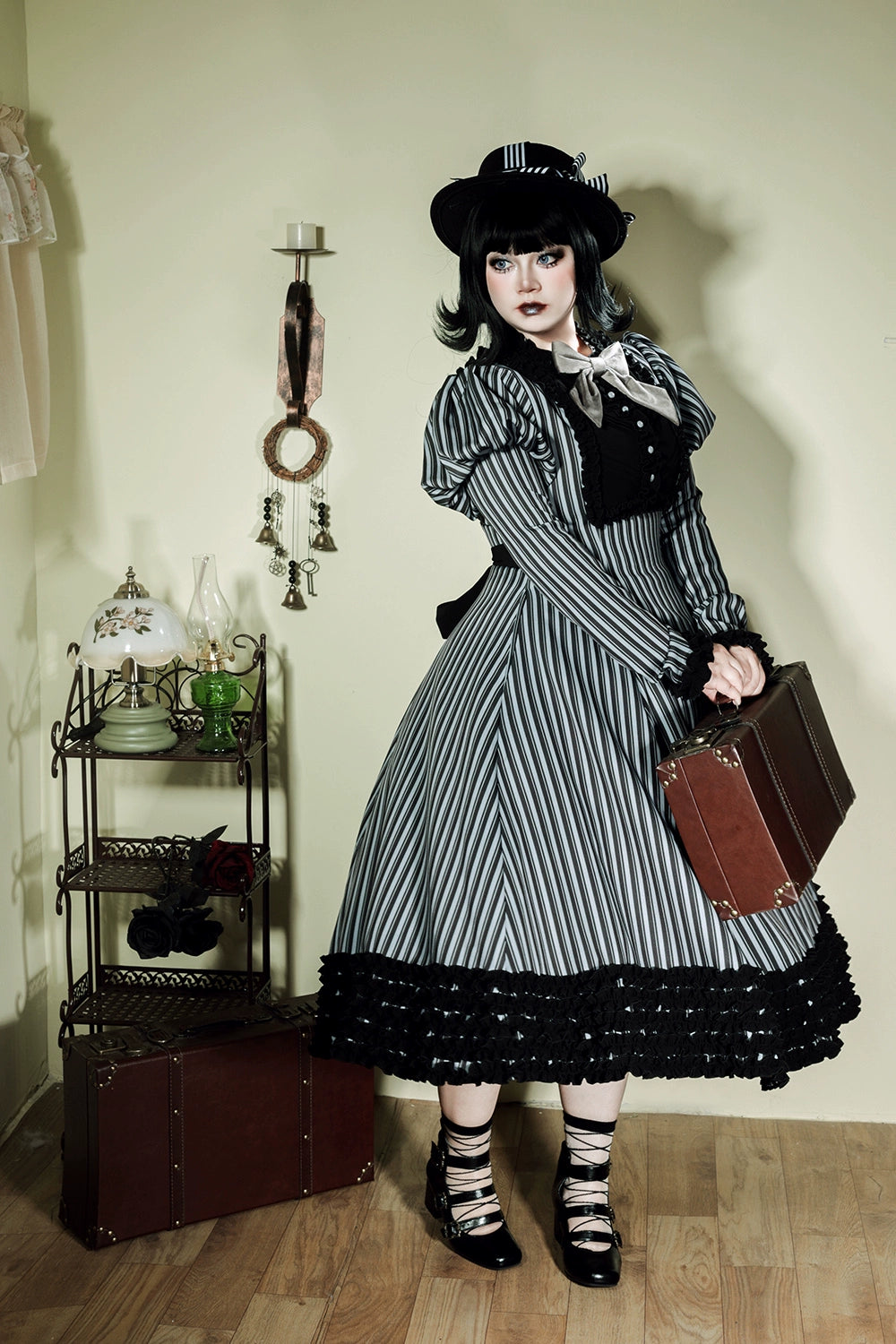 【予約販売】Classic Chocolat Stripe ストライプワンピース・ロング丈