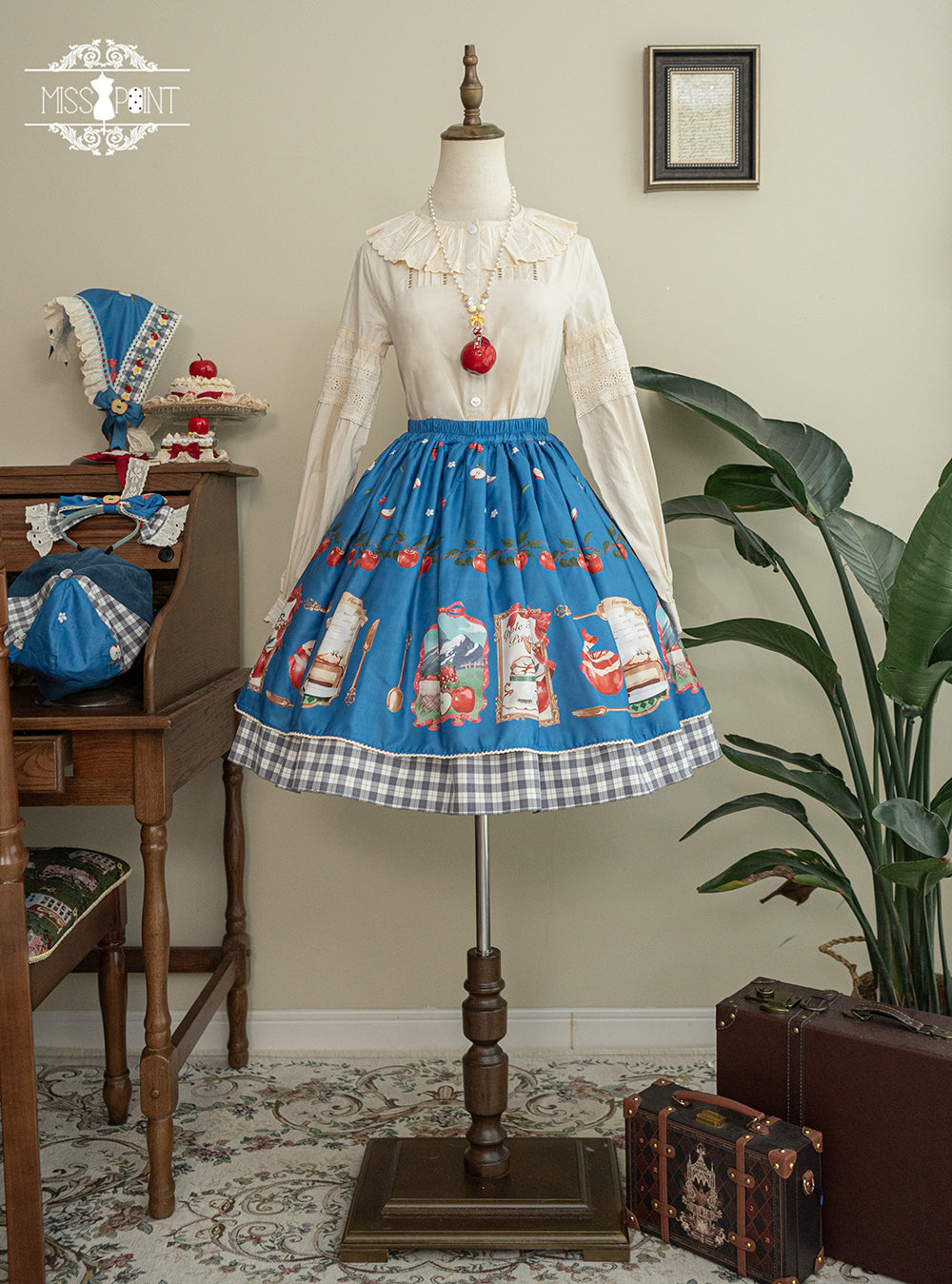 【予約販売】Apple Garden バイエルン風リバーシブルスカート