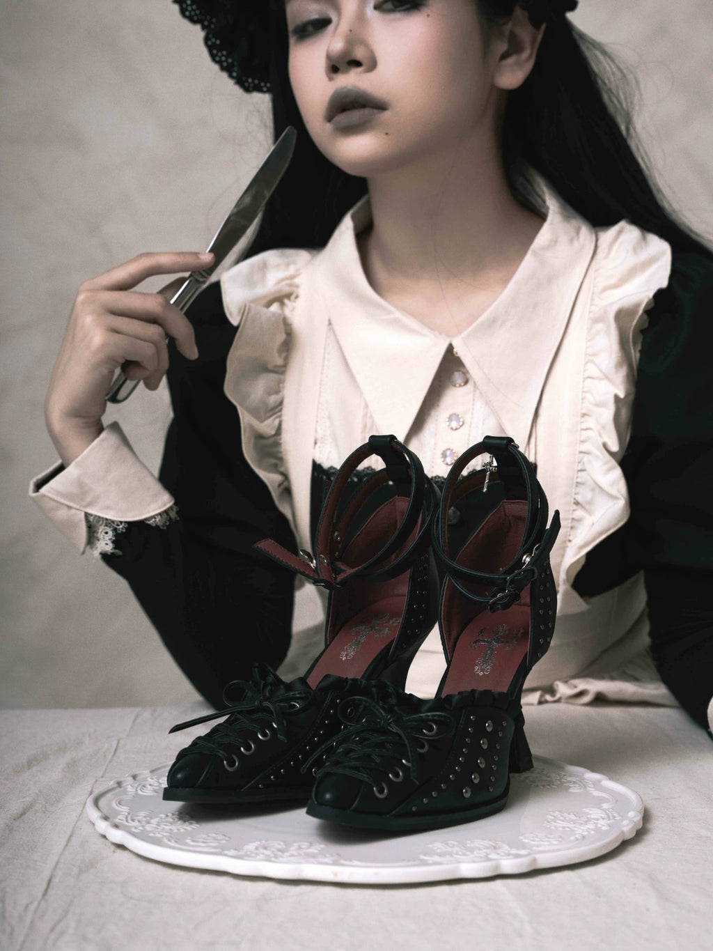 【Twilight Stud Vow】鋲×レース ダークゴシックポインテッドトゥパンプス