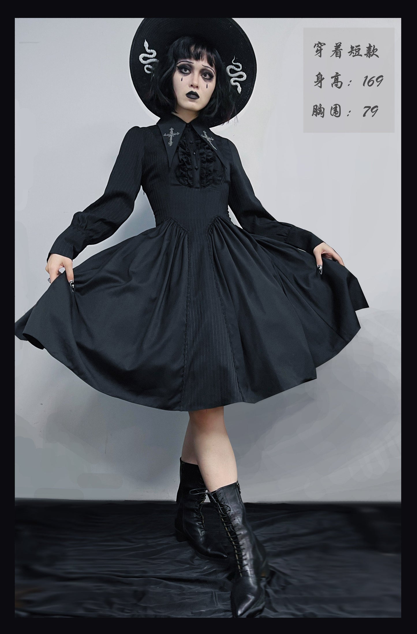 [Sale period ended] Song for Prayer Gothic Lolita dress