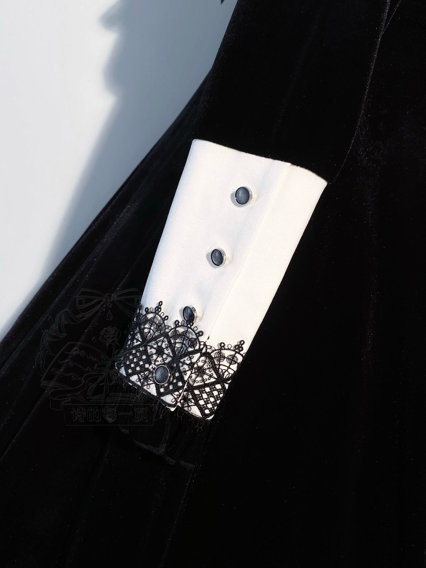 【受注予約12/30まで】十字裁礼 ベルベットワンピース