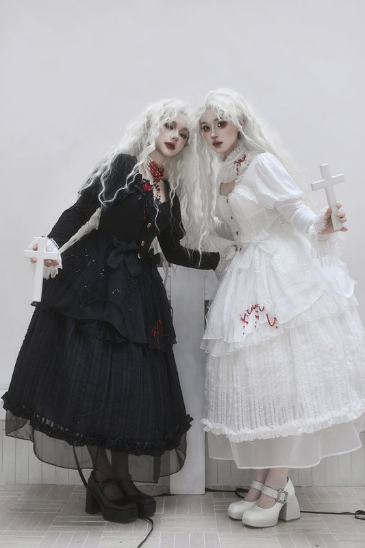Twin Witches ゴシックチュールワンピースとインナースカート