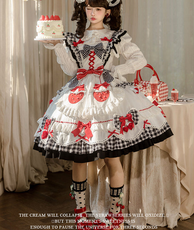 【受注予約11/18まで】Strawberry Cake Guide メイド風ジャンパースカート