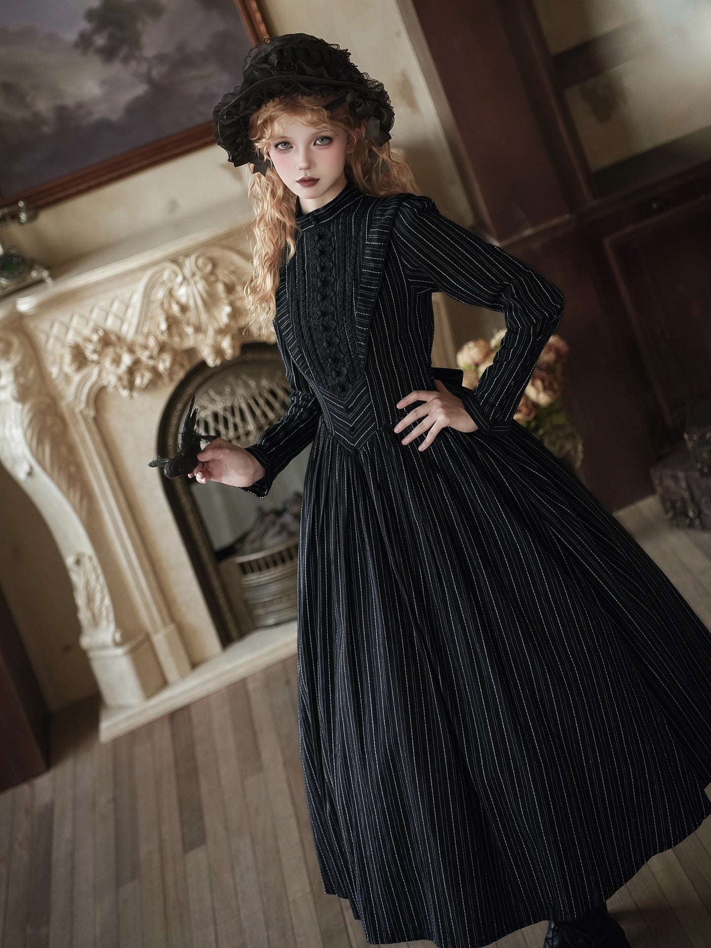 【受注予約10/28まで】Hidden behind the Books ストライプワンピース