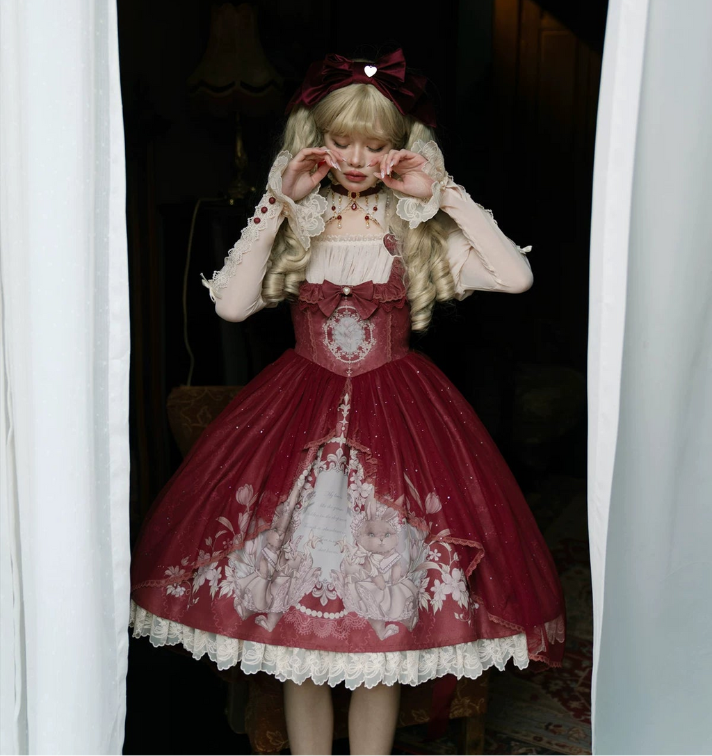 Bunny Girl Doll 真紅のジャパースカートとカットアウトブラウス