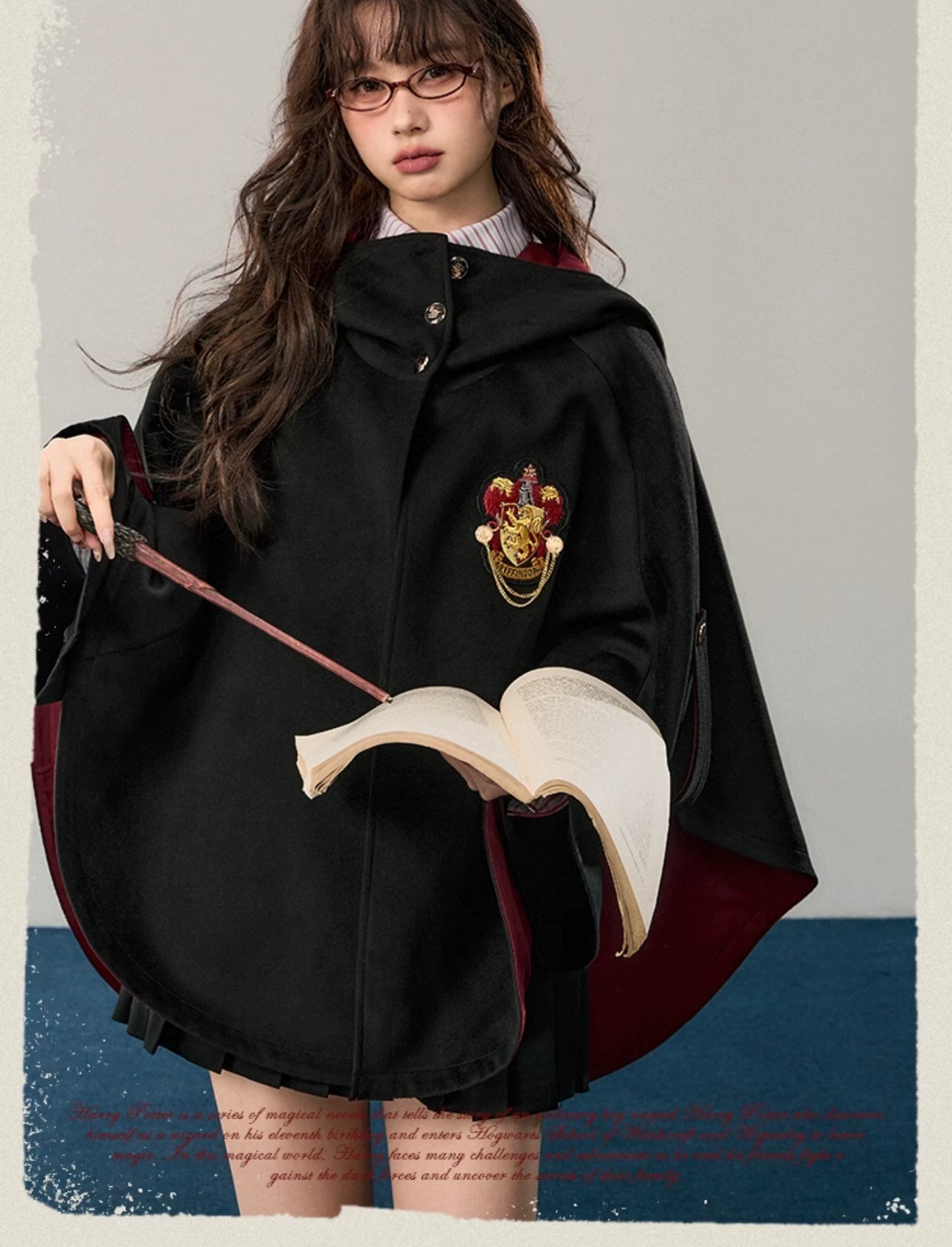 [Pre-order] Hogwarts School of Witchcraft and Wizardry Mid-length Hoodie Cape